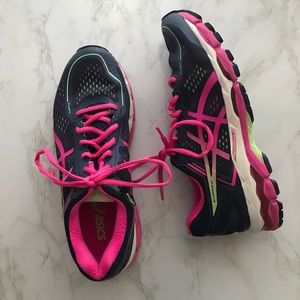 ASICS GEL-KAYANO Running Sneaker Size 9.5